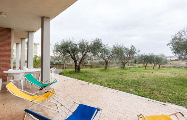 Apartment in Tuoro sul Trasimeno With Pool - Foto 29