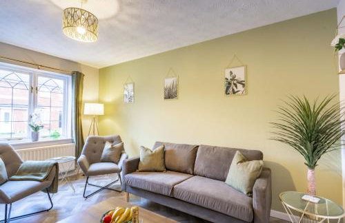 Modern 2-Bed Home with Free Parking Near Peak District - Foto 10