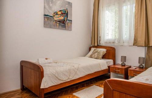 Apartment Pebbles - With Jacuzzi - Photo 28