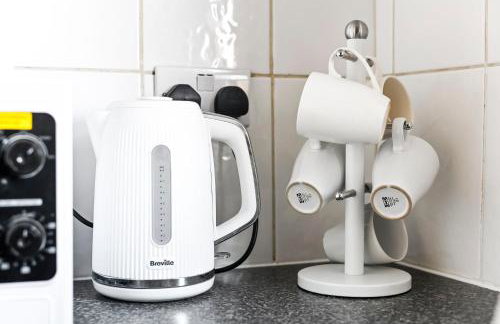 2-Bed, Sleeps 8 in Leyton E10, Near Stratford - Foto 21