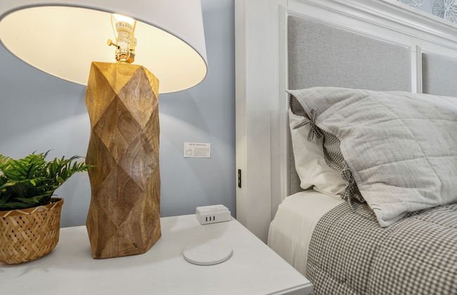 Escape to Sand Dollar Holler: Coastal Retreat, 3 Beds, 2.5 Baths, Sleeps 10! - Foto 2