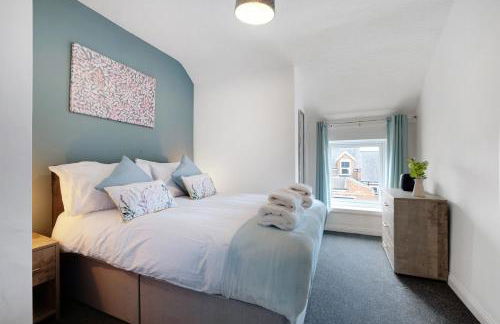 NEW! 3 Bedroom Home in Sunderland by Stay With Us, Perfect for Families & Contractors, FREE WiFi!! - Foto 6