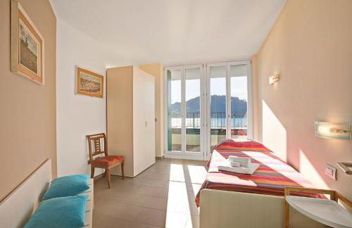 Sogno Sul Lago Lake Front - Happy Rentals - Photo 12