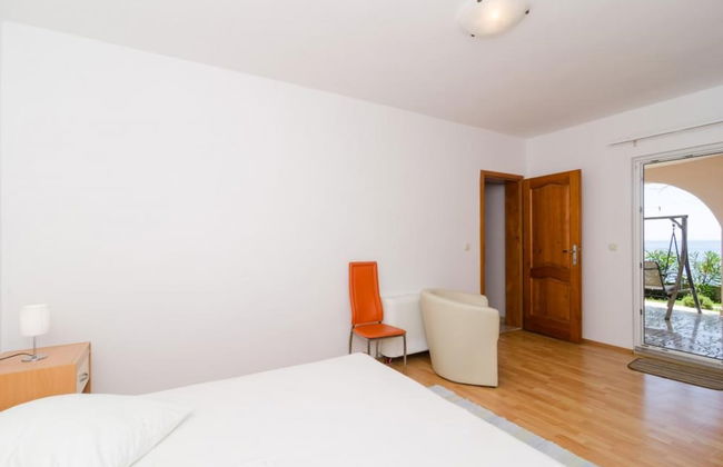 Apartments Plavac Mali - Photo 4