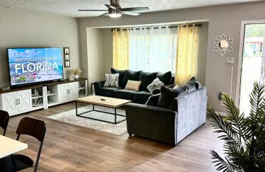 Siesta Beach Getaway - Minutes to Beach, Shops, Dining - Foto 3