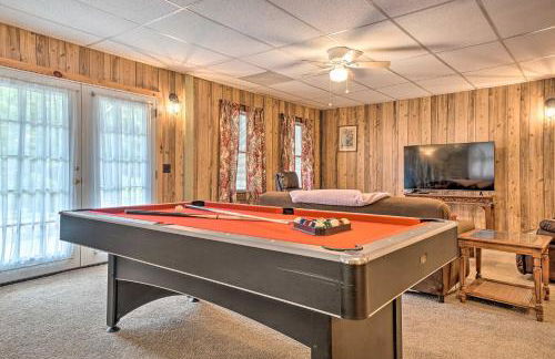 Hot Tub and Fire Pit Pet-Friendly Clayton Escape! - Foto 1