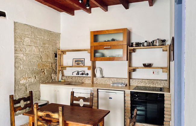 Cyprus Villages Hotel & Restaurant - Central Location - Bed & Breakfast - With Access To Pool And Stunning Views - Foto 22