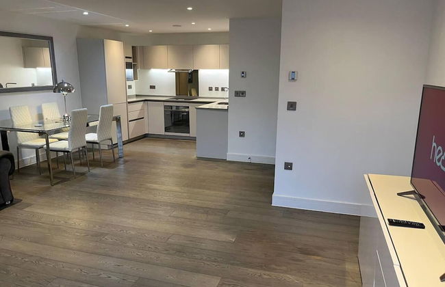 Luxury 2 Bed 2 Bath Apartment Central Location - Foto 4