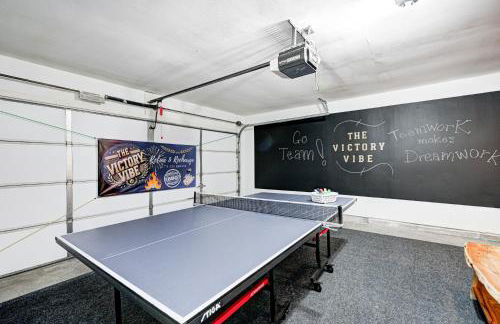 5 min to Grand Park, 1Level, Stocked Kitchen, King Bed, GameRm, Firepit, BBQ, Pet Friendly - Foto 7