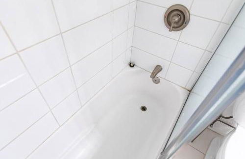 Cali Condo+BBQ+MemoryFoamBeds+12min to Beach - Foto 30