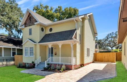 6 Bedroom with Guest House Walk to Lake & Shops - Foto 13