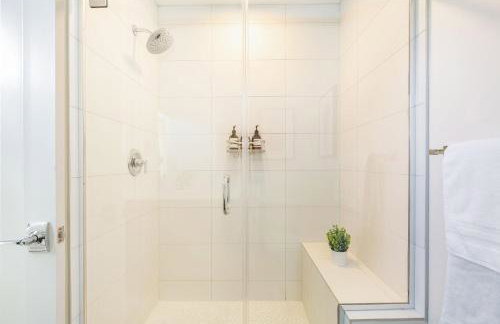 2BR 2BA Capitol Hill Cozy Haven- Rooftop - Foto 15