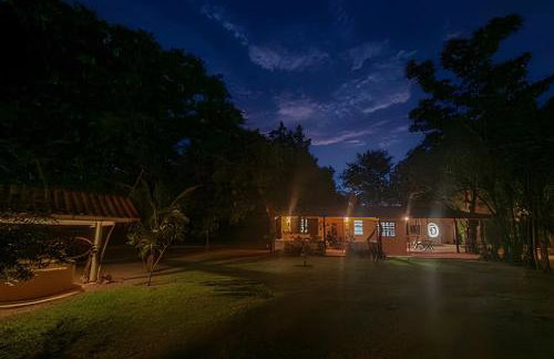 Casinha Amarela - anexo ao Camping Pé na Jaca - Photo 24