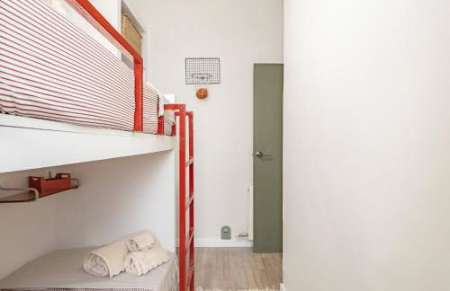 Camp Nou Stadium Apartment - Photo 45