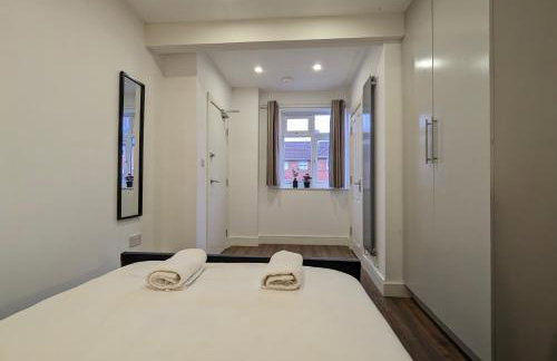 5 Ensuite Bedroom House Near Centre Free Parking - Foto 34