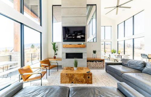 Skybridge Bear Lake Sleeps 61-75 with condo add-on - Foto 56