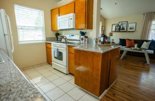 Beautiful Condo by Park Entrance - Foto 6