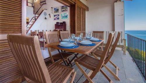 GuestHost - Dreamy Sea View with Pool - Photo 5