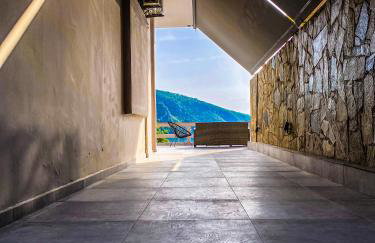 Poseidon’s Bayview - Photo 6