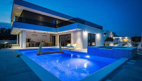 Villa MaEm in Central Istria for families with Sauna, Whirlpool & Sea View - Foto 2