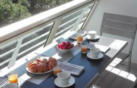 Grand studio climatisé en bord de mer avec parking sécurisé - Foto 2