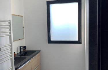 IDEAL - Villa, jaccuzi & jardin privé - 1 à 11 personnes - proche plage & bourg - Foto 32