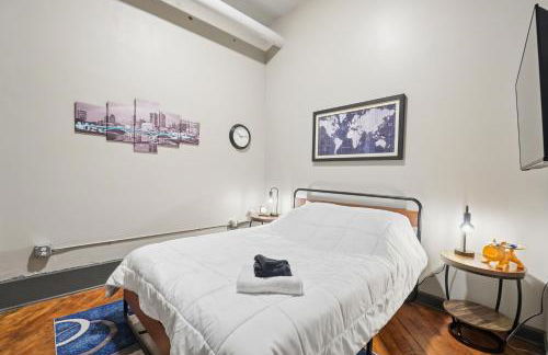 Speakeasy Attached, Walkable to Cavs, Flats, Casino - Foto 12