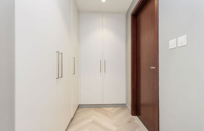 Luxurious Dubai Hills with balcony park view - Photo 22