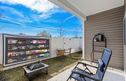 Little River 3BR Villa with Outdoor Movies & Fire Pit, Indoor Fire Place, Arcades, & Beach! - Foto 20