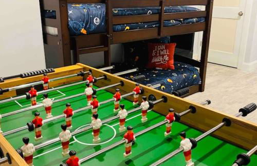 Ultra-Luxurious Home near Boston (Pet-Friendly) - Foto 41