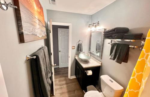 Luxury Townhome Jacksonville, NC - Foto 66