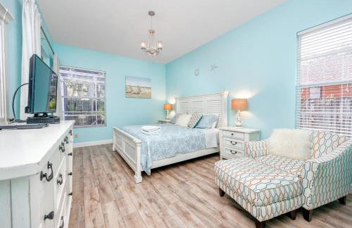 Palm Harbor Paradise - Spacious Home In Quiet Neighborhood with Heated Pool, Billiard Room, Hot Tub - Foto 6