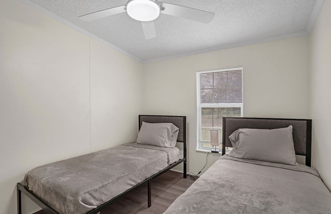 Relaxing 4br Hideaway In Groveland 4 Bedroom Cottage by RedAwning - Foto 8