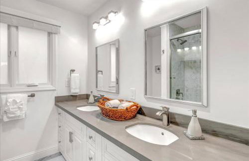 Pebble Beach Barking Seals - 5min Walk to the Beach! - Foto 58