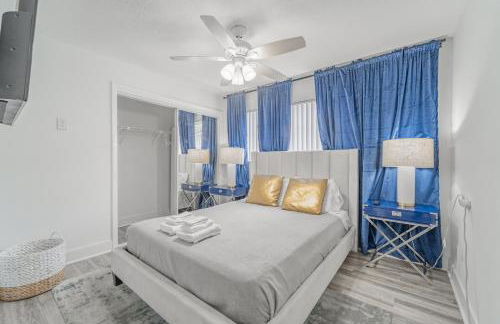 Family & Friends Retreat - Sleeps 19 - PalmWaveStays - Foto 9