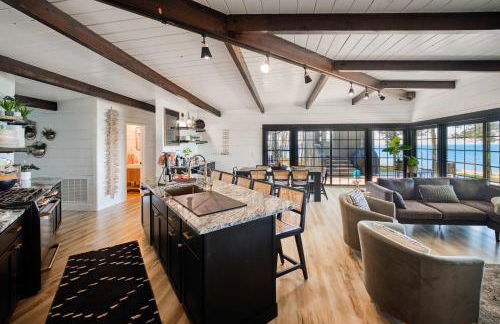 TreeTops of Lake Michigan Beach Front and Spa Family Home - Foto 17