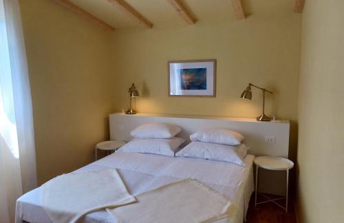 Unique residence with garden and sea view - Photo 4