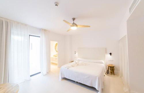 Sa Cala Suites - Photo 9