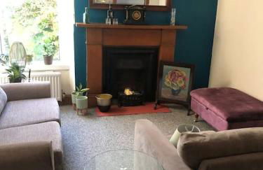 House in Drymen Village with free local health club access - Photo 2