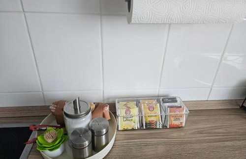 Warburg, FeWo "Sweet Home" 2,5 Zi- EG-separater Eingang - Parkplatz - Terasse- komfortabel,renoviert - Foto 12