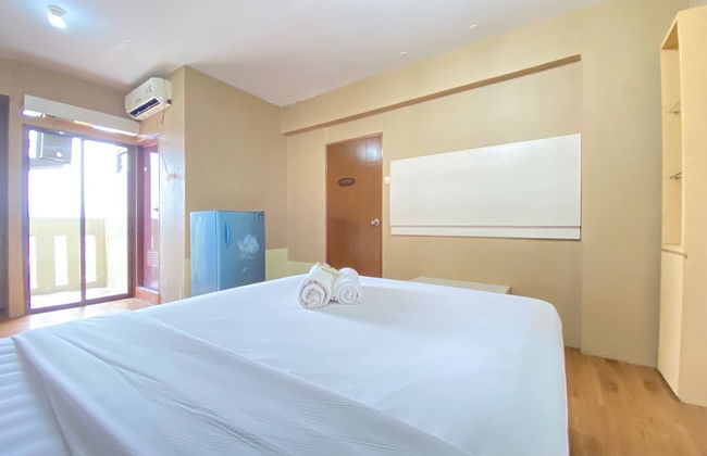 Spacious 3Br At Gateway Ahmad Yani Cicadas Apartment - Photo 3