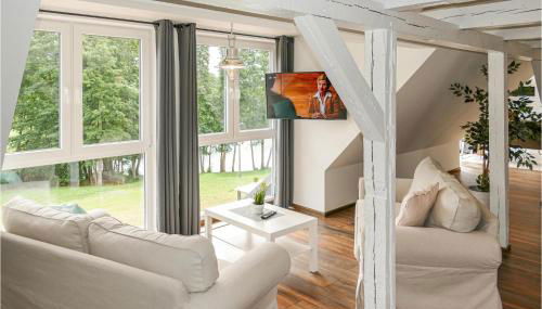 Pet Friendly Apartment - Photo 3