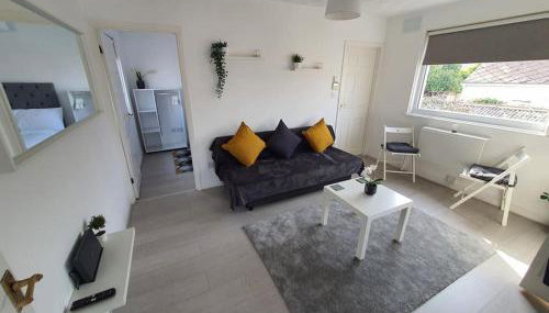 Awave From It All - Escape the city life - Foto 1