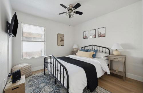 Chic Desert Retreat - Lush Spa Pool - Mini Golf - Foto 11