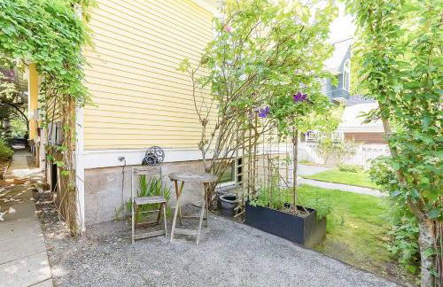 Charming Urban Retreat Elegant Home in Cap Hill - Foto 11