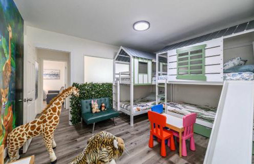 Spacious Disneyland 5 Bedroom 4 Bath House with Game Room - Foto 9