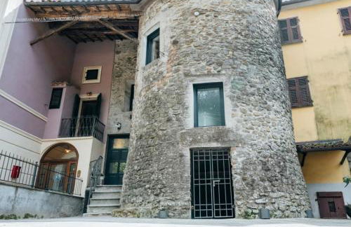 La Torre Medievale - Storia e Comfort - Foto 1