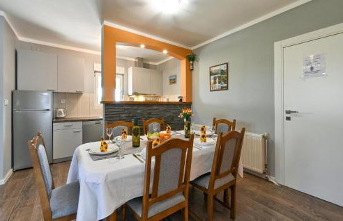 Amazing Home In Sveti Kriz - Foto 17