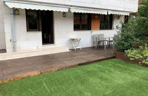 Apto con patio Parking Gratuito Anselmo Solar - Foto 1