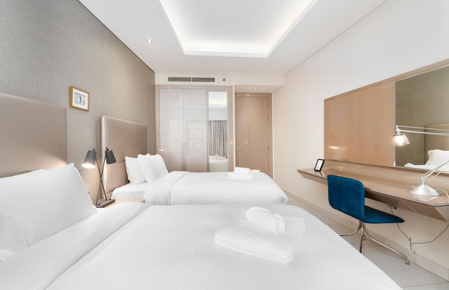 Lux BnB Paramount Tower I Burj Views - Photo 15